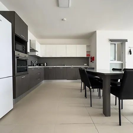 Penthouse In - 3 Bedroom Birżebbuġa