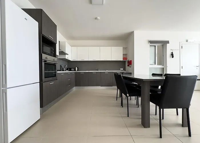 Penthouse In - 3 Bedroom Birżebbuġa