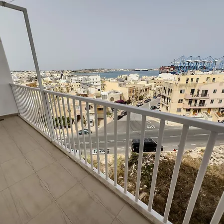 Penthouse In - 3 Bedroom Апартаменты Бирзеббуджа