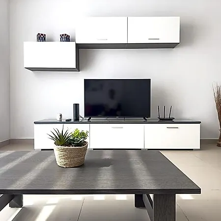 アパート Penthouse In - 3 Bedroom *