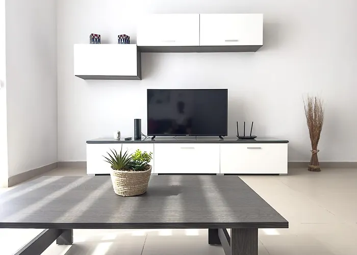 Penthouse In - 3 Bedroom Appartement